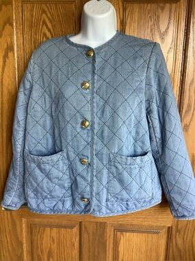J Jill Denim, quilted jacket Small, pockets, gold buttons